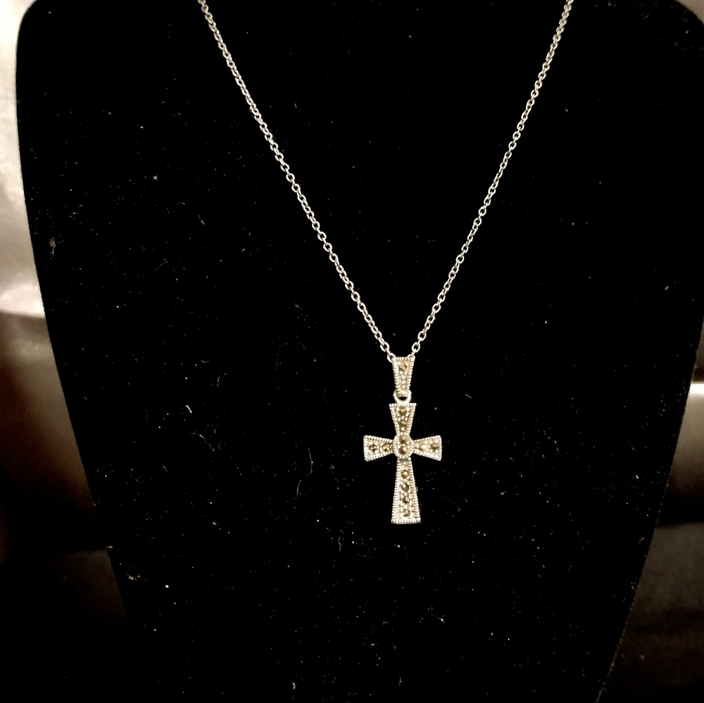 925 Sterling Silver Marcasite Cross Pendant